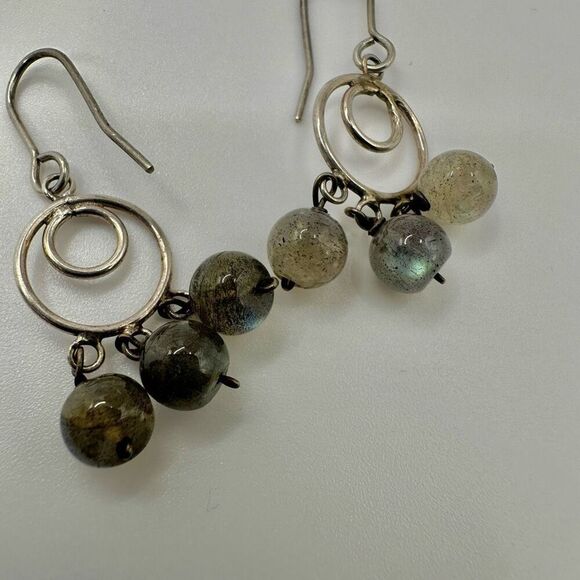 Sterling silver labradorite circle drop earrings - Picture 4 of 10